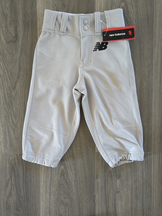 New Balance Other - New Balance Boys Adversary Baseball Solid Knicker Size YXS